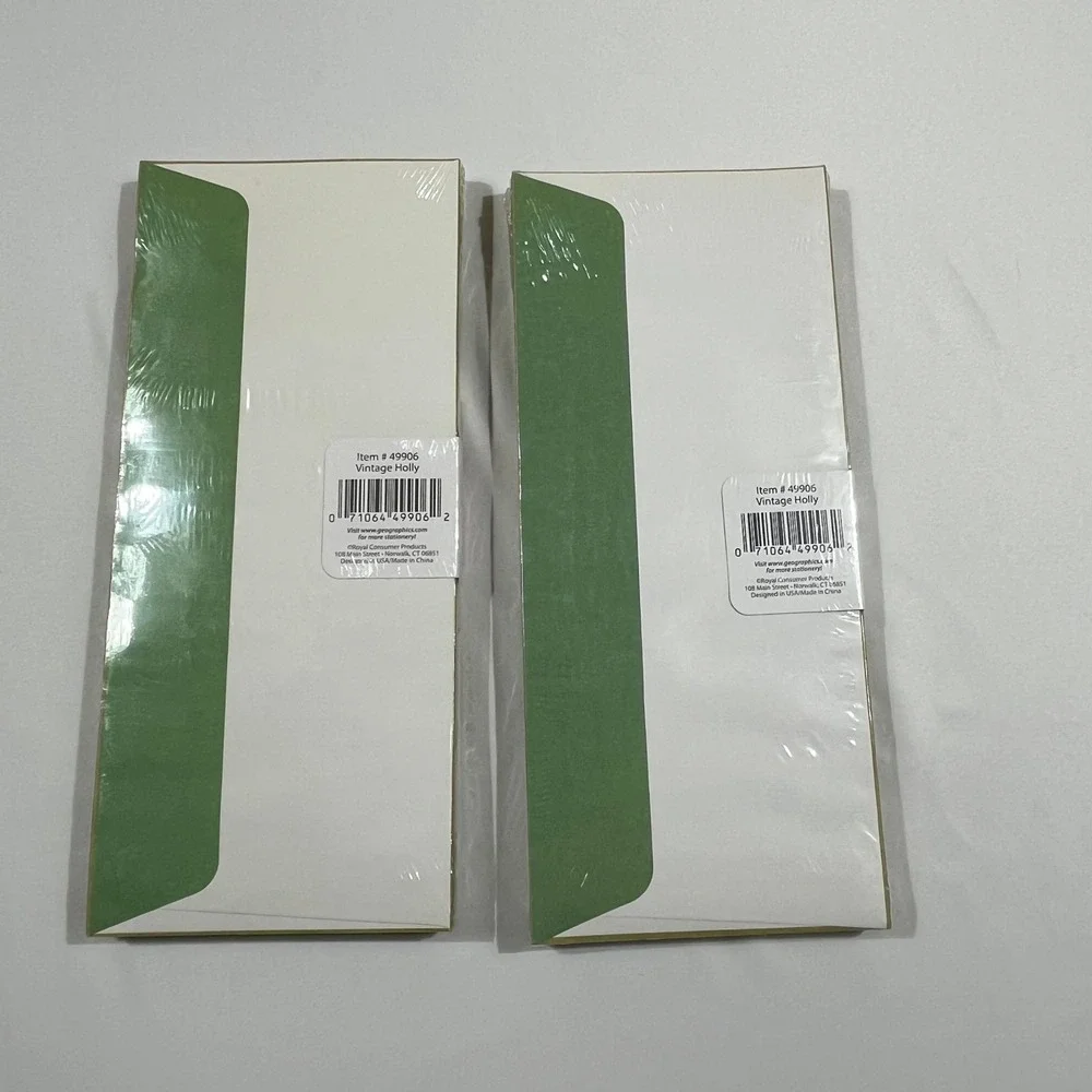 GeoStudios Holiday Stationery Set Vintage Holly 70ct Paper 70ct Env